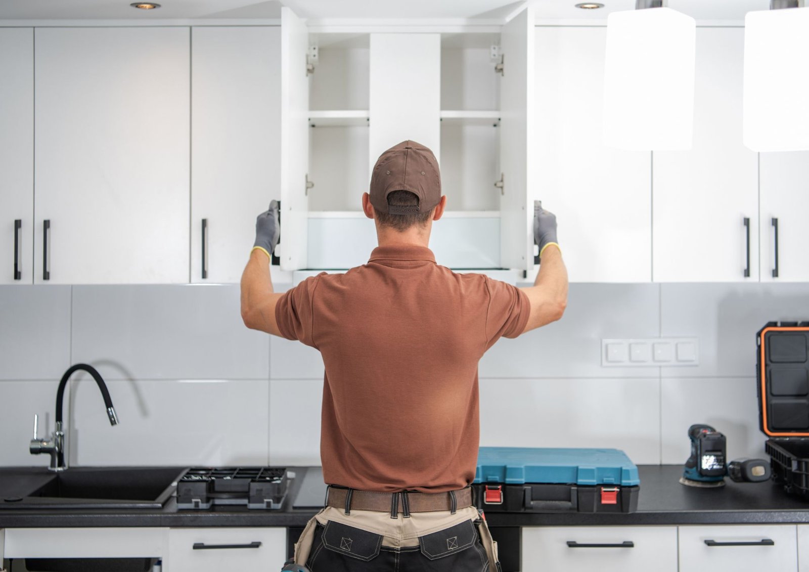 Kitchen cabinets — Spray finish